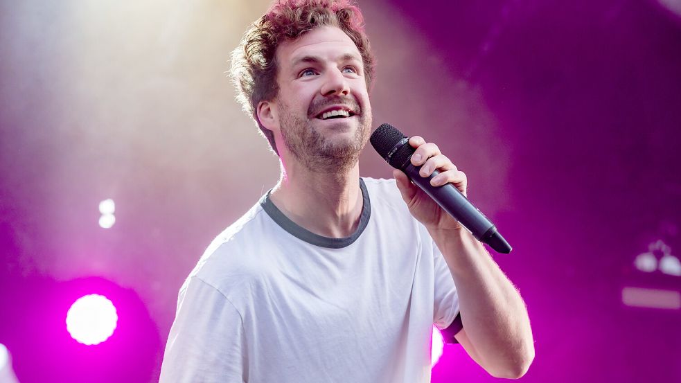 Steht nach seiner verbalen Entgleisung über die Paralympics in der Kritik: der Comedian Luke Mockridge Foto: imago/bonn.digital