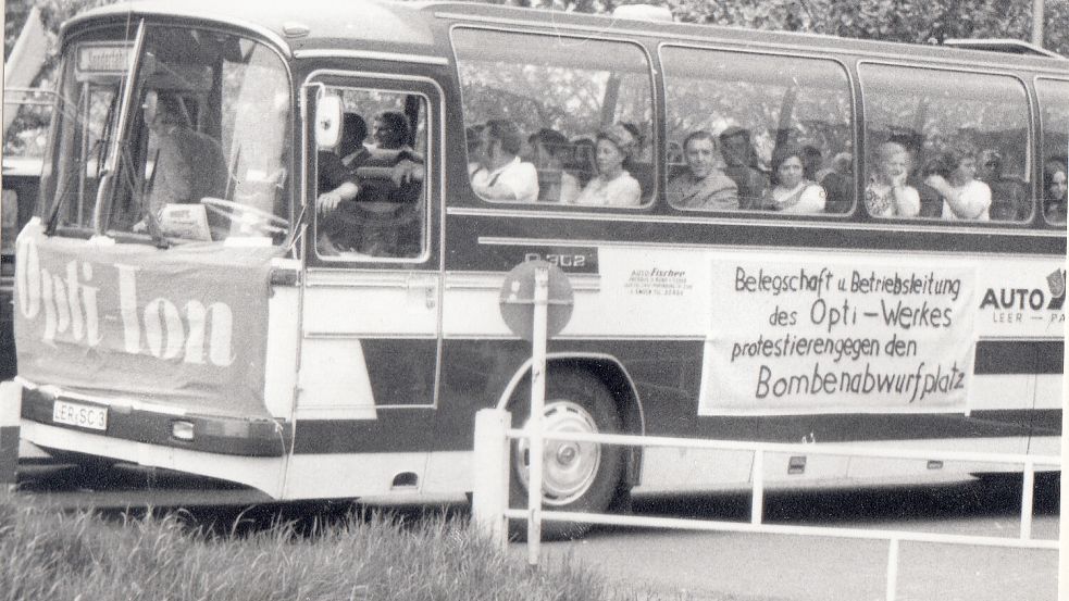 Auch die Belegschaft von Opti demonstrierte 1973 gegen den geplanten Bombenabwurfplatz im Westermoor.