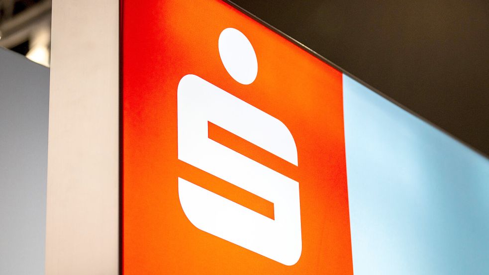 Im Namen der Sparkassen versuchen Kriminelle derzeit durch sogenannte Phishing-Mails an persönliche Daten der Kunden zu gelangen. Foto: IMAGO/Bihlmayerfotografie