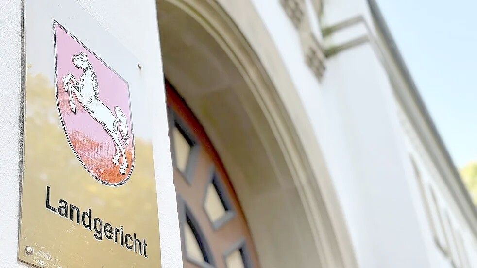 Vor dem Landgericht Aurich wird ein Totschlag verhandelt. Die Tat ereignete sich am 27. Januar 2024 in Weener. Foto: Ortgies/Archiv