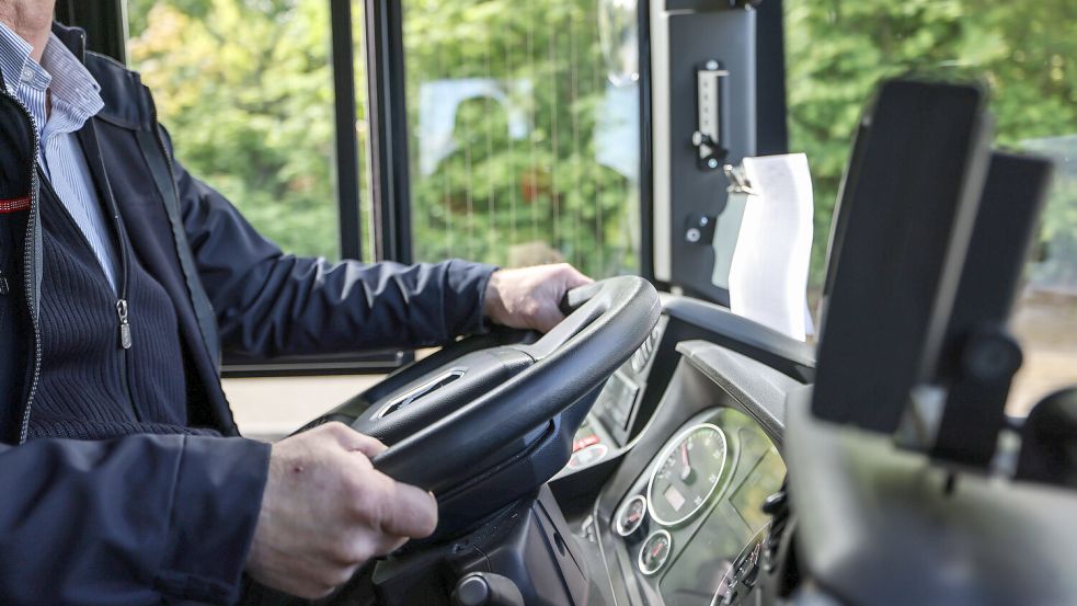 Vor allem im Bereich Logistik klafft mit der Verrentung der Babyboomer eine große Fachkräftelücke. Foto: dpa