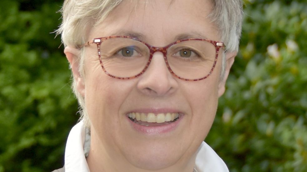 Pastorin Silke Kampen bleibt der Matthäusgemeinde Wallinghausen erhalten. Foto: Elvira Willsch