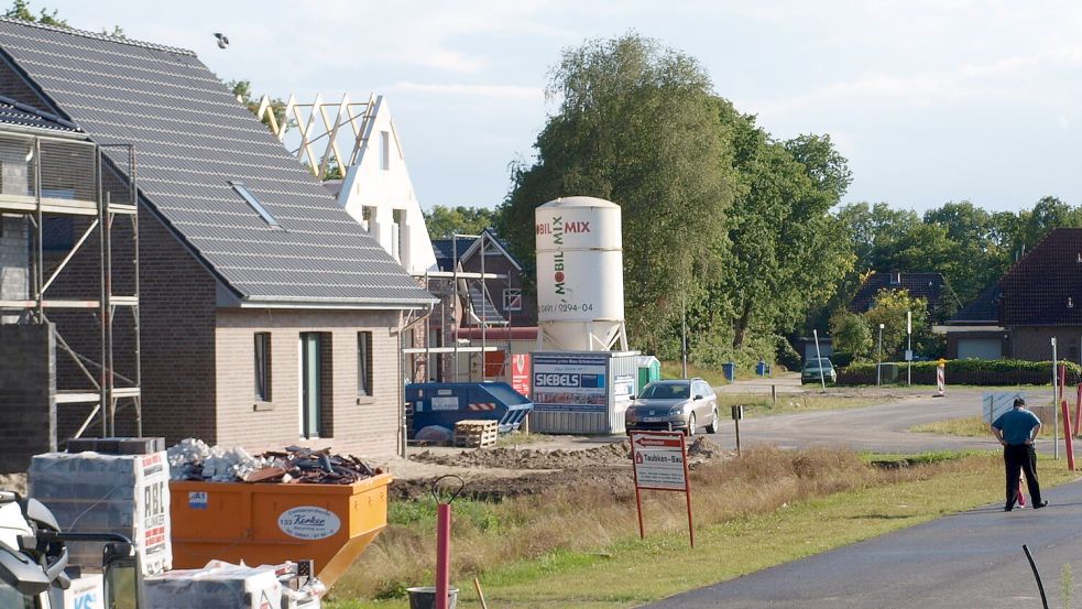 Ab 2012 wurden im Baugebiet am Heiratsweg neue Häuser errichtet. Für sie könnte die Grundsteuer nun sinken. Foto: Heino Hermanns