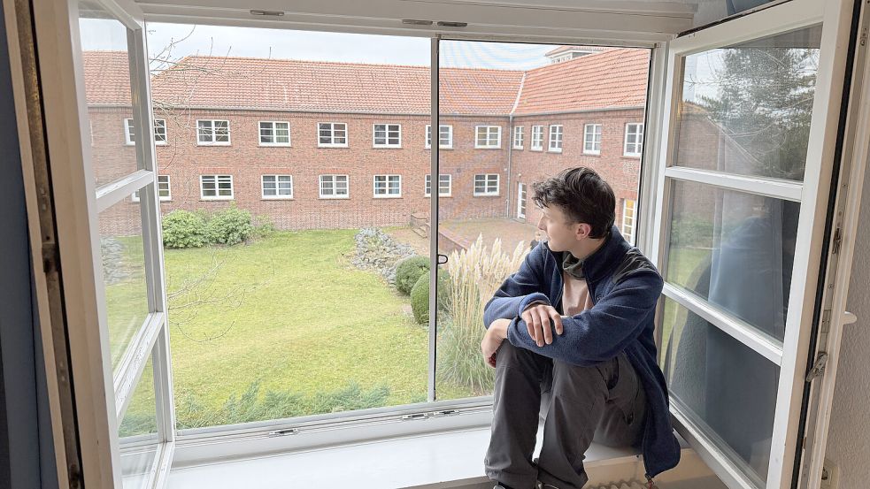 Seine Eltern leben in Frankfurt am Main, Mateo Müller auf der ostfriesischen Insel Spiekeroog. Hier besucht er die Hermann Lietz-Schule, Deutschlands einziges Inselinternat. Foto: Ankea Janßen