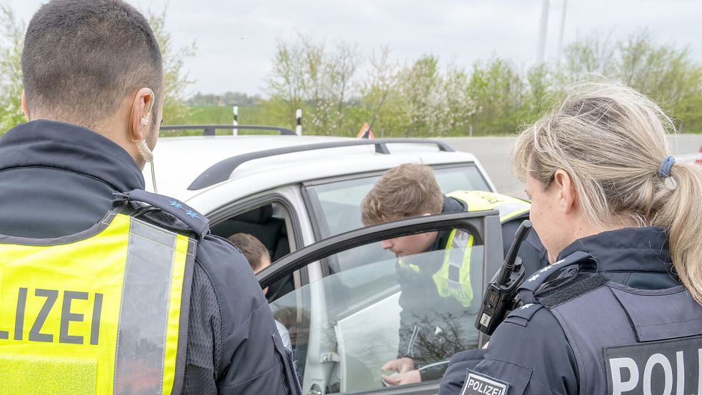 Bei einer Verkehrskontrolle sind junge Menschen häufig frech und respektlos, erklärte der Zeuge. Foto: DPA
