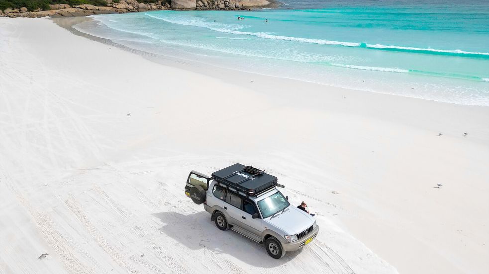 Einmal wissen, wie es ist, direkt am Meer zu leben. Dieser Wunsch erfüllte sich für die beiden mit dem Camper in Australien. Foto: Privat
