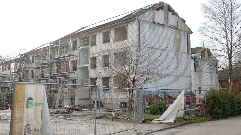 Der Umbau der Mehrparteienhäuser hat schon Ende 2023 begonnen. Foto: Romuald Banik