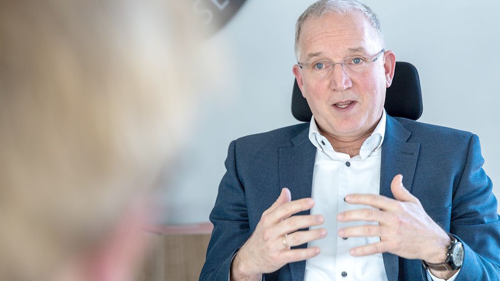 Niedersachsens Verfassungsschutzchef Dirk Pejril erklärt im Interview, wie seine Behörde überhaupt von Desinformationskampagnen mitbekommt. Foto: Verfassungsschutz Niedersachsen