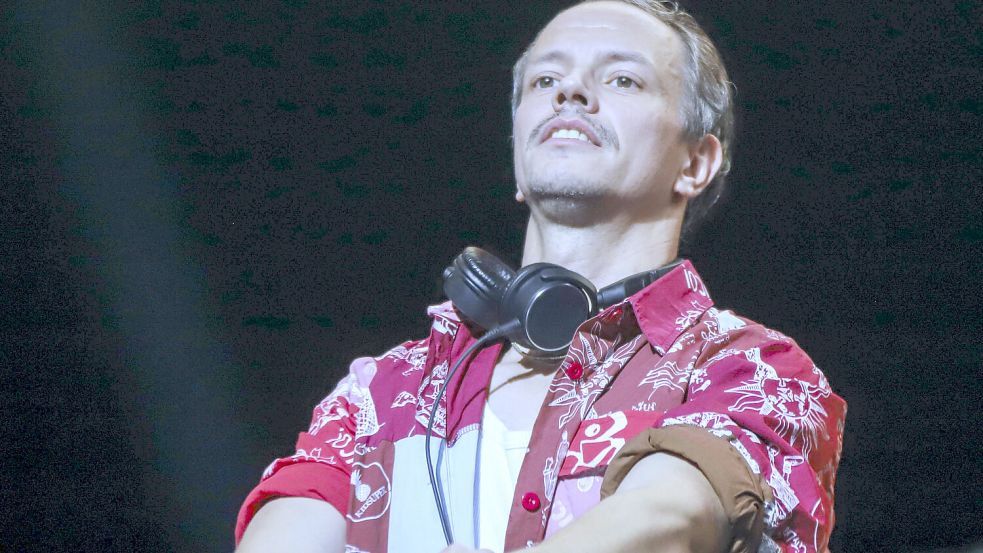 Frans Zimmer alias Alle Farben mischt seit Jahren in den deutschen Musikcharts mit. Foto: IMAGO/BREUEL-BILD