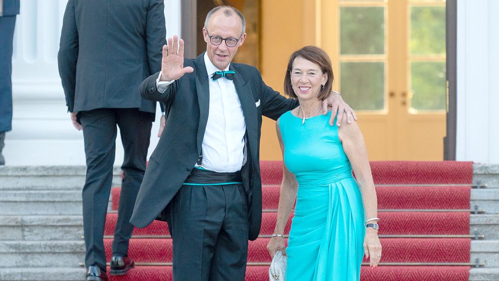 Friedrich Merz und seine Frau Charlotte Merz beim Staatsbankett zu Ehren des Präsidenten von Frankreich, Emmanuel Macron, und seiner Frau im Schloss Bellevue. Foto: DPA/Christophe Gateau