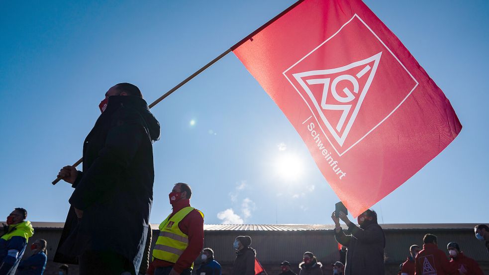 Die IG Metall beobachtet aktuell nicht, dass sich rechte Betriebsräte engagieren. Foto: dpa/ Nicolas Armer