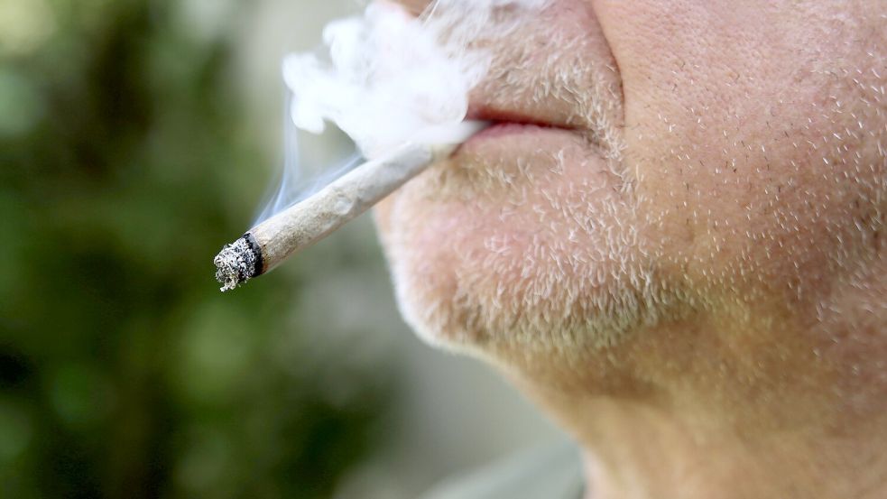 Kann Kiffen im Alter Anti-Aging-Effekte auslösen? Foto: IMAGO/Rüdiger Rebmann