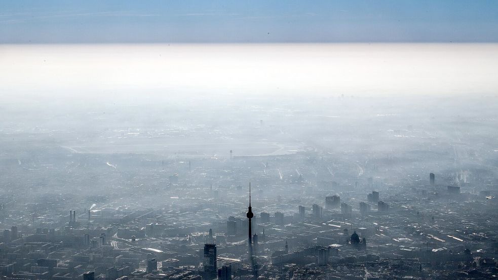 Keine gute Aussicht für Berlin: Touristisch gilt die Stadt nicht mehr als Trendziel. (Archivbild) Foto: Federico Gambarini/dpa