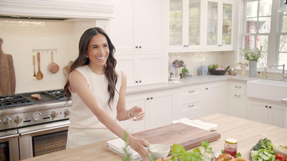 Herzogin Meghan gibt in einer neuen Serie Lifestyle-Tipps. Foto: Netflix/PA Media/dpa