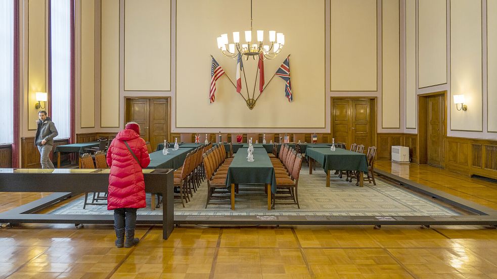 Ort von weltgeschichtlicher Bedeutung: In diesem Saal im Museum Karlshorst endete in der Nacht vom 8. auf den 9. Mai 1945 der Zweite Weltkrieg in Europa. Foto: imago/Hohlfeld