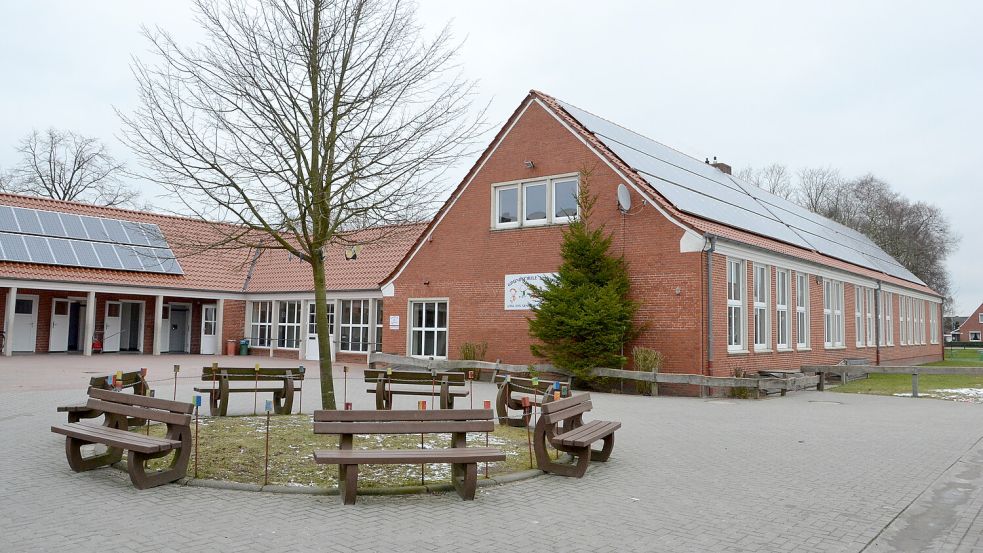 Statt bisher an drei soll es künftig an fünf Nachmittagen Unterricht an der Leezder Dörpschool geben. Foto: Thomas Dirks