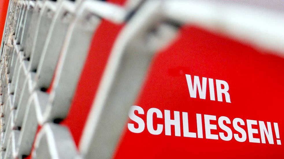 Der Kreditversicherer Allianz Trade rechnet mit mehr Unternehmensinsolvenzen in Deutschland. (Symbolbild) Foto: Martin Gerten/dpa
