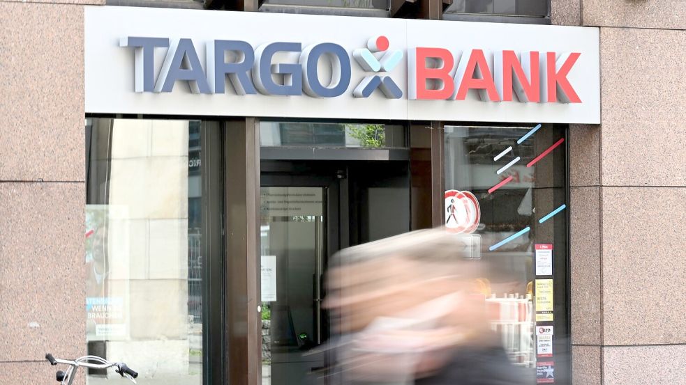 Eine Übernahme lässt die Targobank wachsen. (Archivbild) Foto: Federico Gambarini/dpa