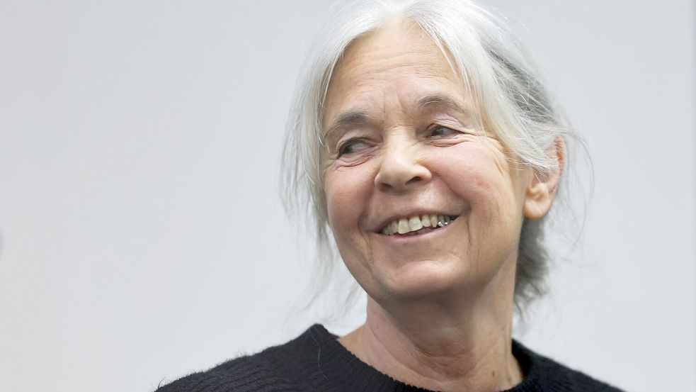 Daniela Klette ist unter anderem wegen versuchten Mordes angeklagt. Foto: Wolfgang Rattay/Reuters/Pool/dpa