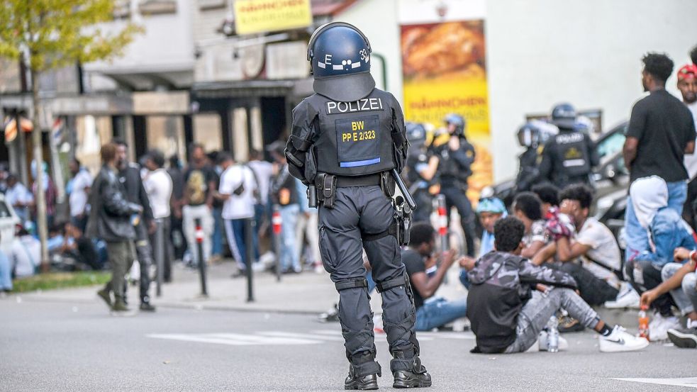 Die gewaltsamen Proteste richteten sich gegen Veranstaltungen in Zusammenhang mit Eritrea. (Archivbild) Foto: Jason Tschepljakow/dpa