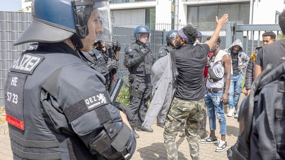 Die gewaltsamen Proteste richteten sich gegen Veranstaltungen in Zusammenhang mit Eritrea. (Archivbild) Foto: Helmut Fricke/dpa