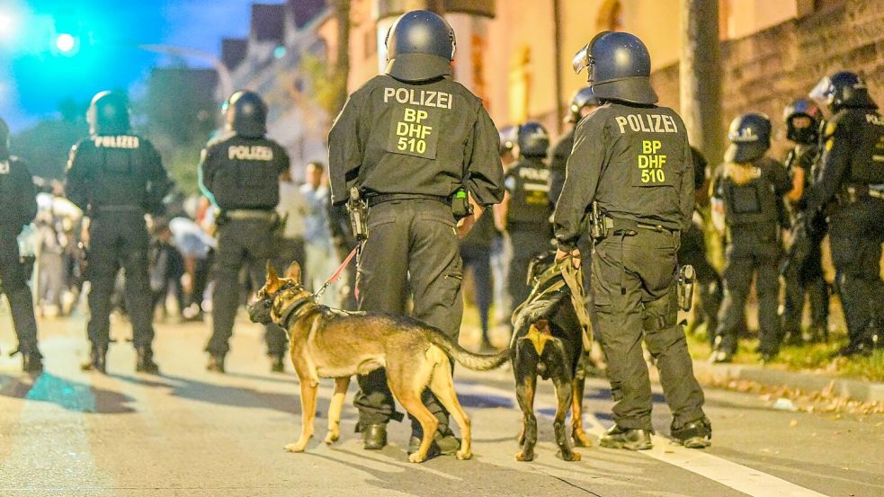 Die gewaltsamen Proteste richteten sich gegen Veranstaltungen in Zusammenhang mit Eritrea. (Archivbild) Foto: Jason Tschepljakow/dpa