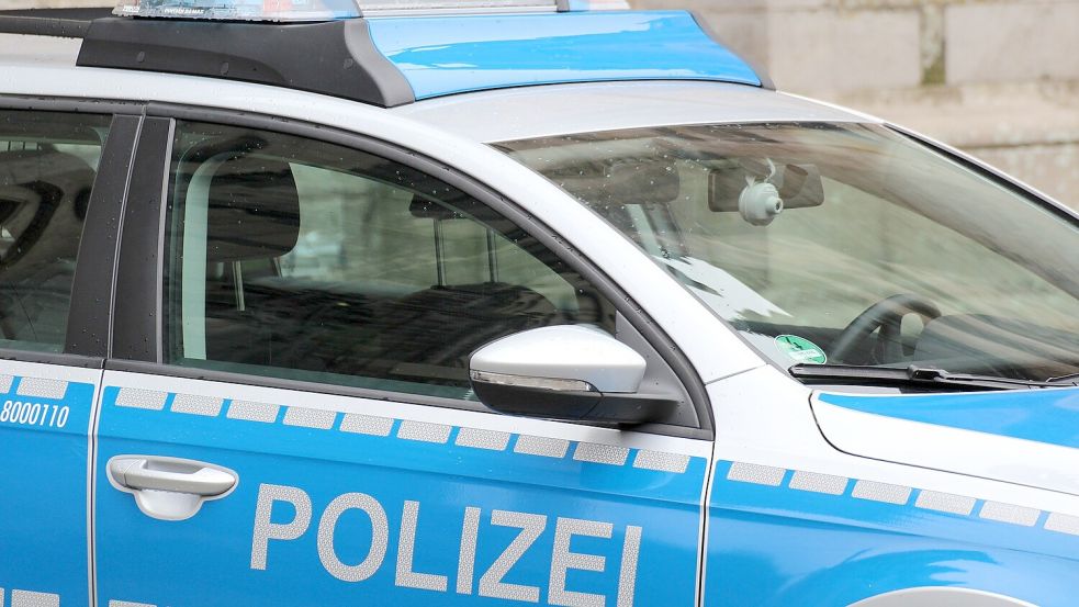In Emden wurde Samstagnacht ein junger Mann gewürgt. Dabei wurde er leicht verletzt. Symbolbild: dpa