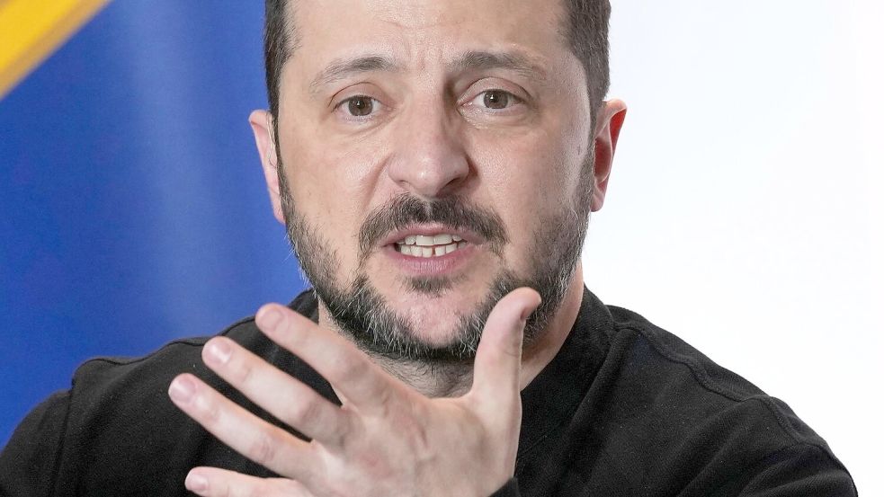 Selenskyj wirft Putin vor, nicht das geringste Interesse an Frieden zu haben. (Archivbild) Foto: Aurelien Morissard/AP/dpa