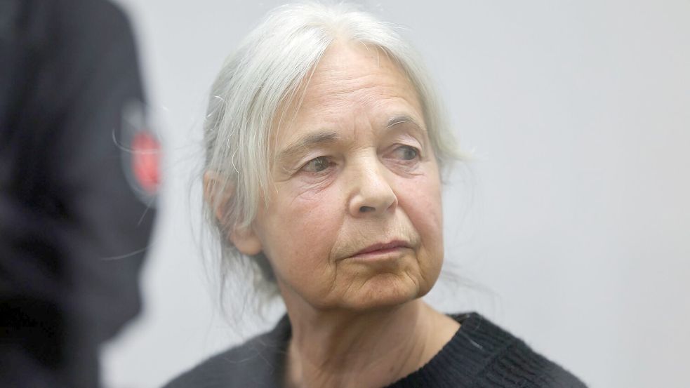 Daniela Klette kritisierte am ersten Prozesstag ihre Haftbedingungen. (Archivbild) Foto: Wolfgang Rattay/Reuters/Pool/dpa