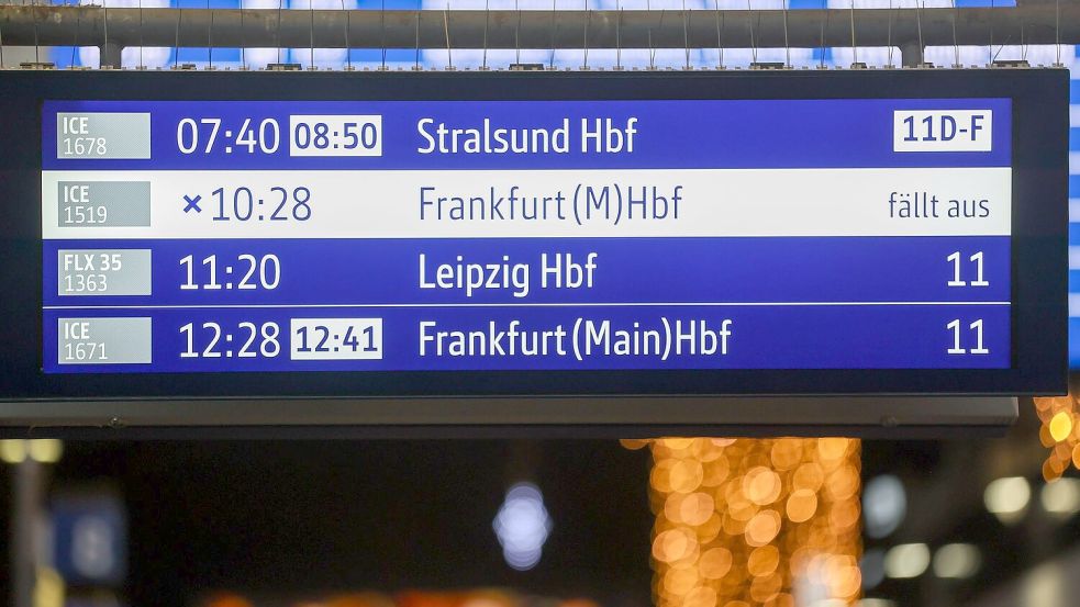Die Deutsche Bahn will besser über Störungen informieren. (Archivbild) Foto: Bodo Marks/dpa