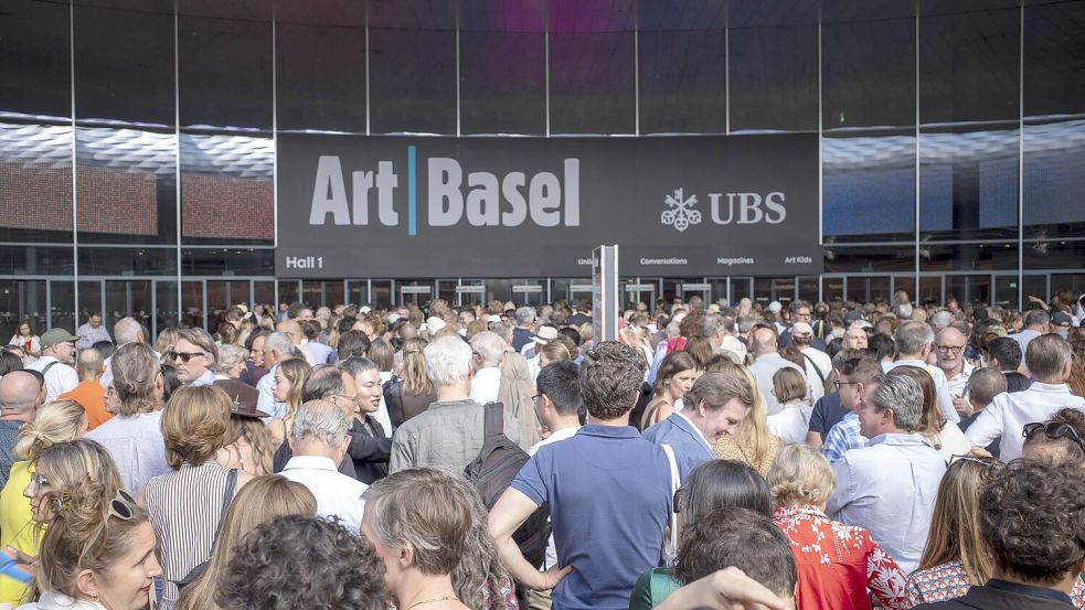 Es gibt mehr neue Kunstkäufer, die weniger ausgeben. (Archivbild) Foto: Georgios Kefalas/KEYSTONE/dpa
