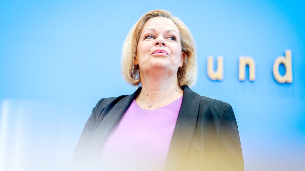 Derzeit noch geschäftsführend im Amt: die scheidende Bundesinnenministerin Nancy Faeser (SPD) Foto: dpa/Kay Nietfeld