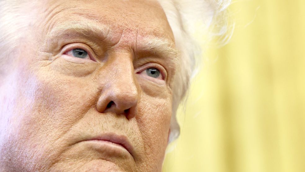 US-Präsident Trump bleibt hart in seinem Zollkurs. Foto: DPA/Pool/uncredited