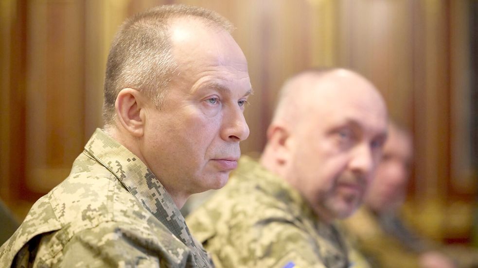 Der monatliche Rekrutierungsbedarf der ukrainischen Armee ist von Oberbefehlshaber Olexander Syrskyj mit 30.000 Mann beziffert worden. (Archivbild) Foto: Ukrainisches Präsidentialamt/Pool/Planet Pix via ZUMA Press Wire/dpa