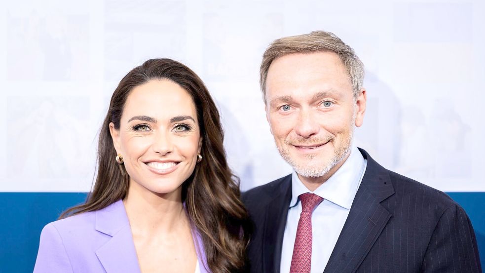 Franca Lehfeldt und Christian Lindner sind Eltern geworden. (Archivbild) Foto: Christoph Soeder/dpa