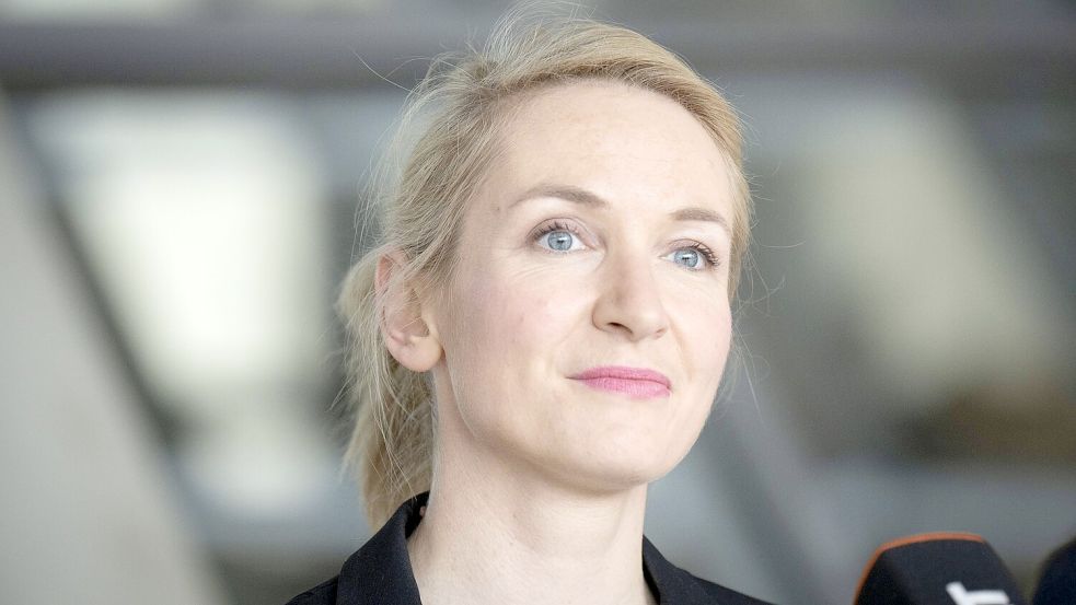 Sieht die Pflege von Schwarz-Rot zu wenig beachtet: Linken-Chefin Ines Schwerdtner Foto: IMAGO/Bernd Elmenthaler