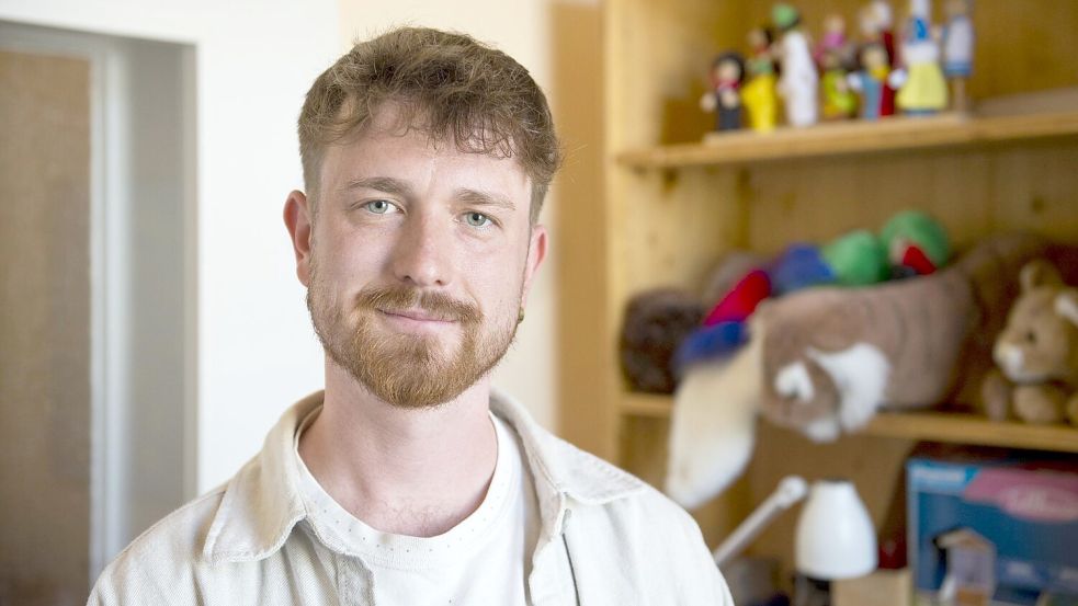 Jonas Weber macht in Osnabrück die langwierige Ausbildung zum Psychotherapeuten für Kinder und Jugendliche. Was treibt ihn an? Foto: Philipp Hülsmann