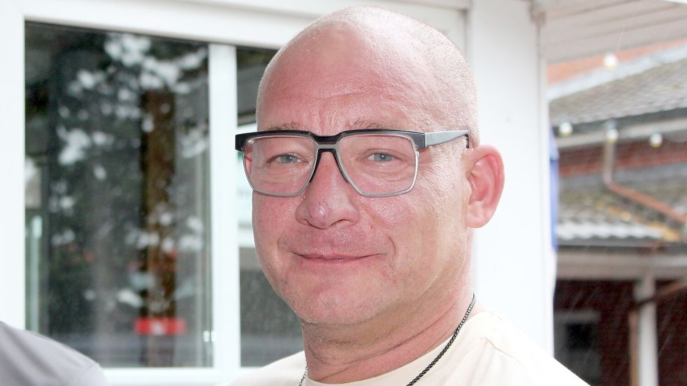 SpVg-Chef Ralf Dreiling wollte Jan Dirks vom Ellernfeld eskortieren, weil er angeblich Lügen über die SpVg verbreitete.