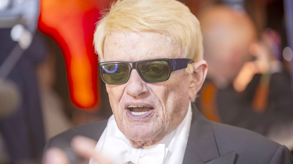 Heino ist seit vielen Jahrzehnten im Musikgeschäft - doch sein neuester Song sorgt für Aufsehen und Irritationen. Foto: IMAGO/Sylvio Dittrich