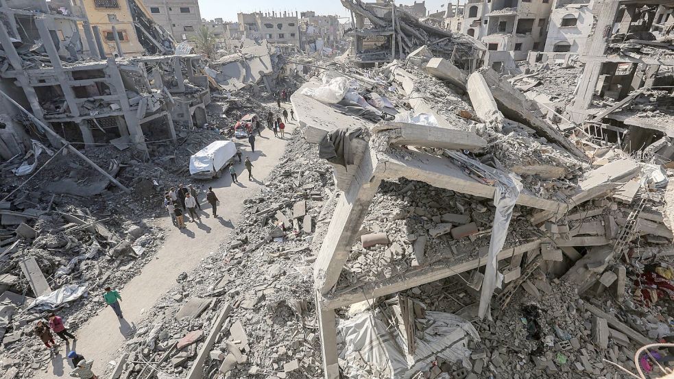 Bei einem israelischen Angriff auf ein Haus in der Stadt Gaza sollen mehrere Palästinenser, darunter die Protagonistin eines Films, ums Leben gekommen sein. (Archivbild) Foto: Omar Ashtawy/APA Images via ZUMA Press Wire/dpa