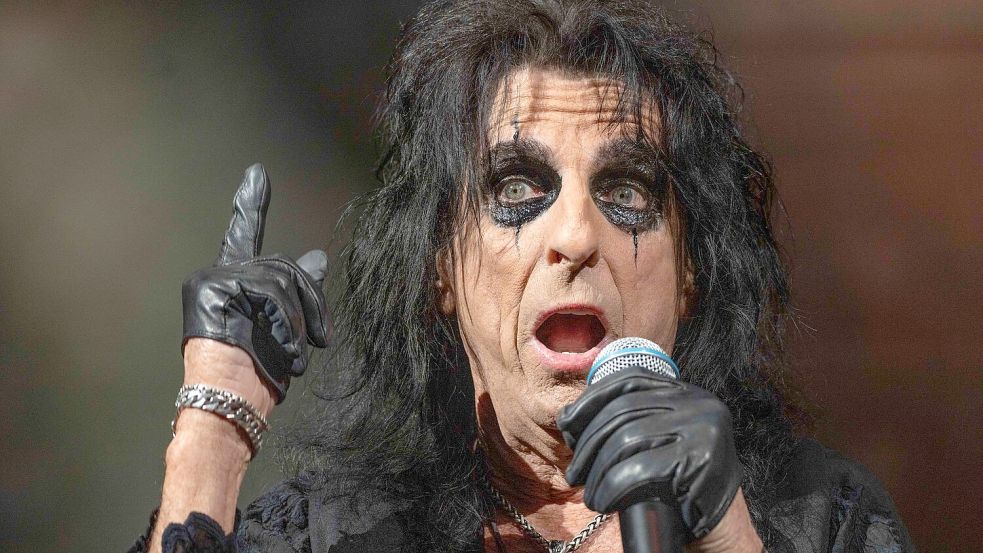 Alice Cooper und seine Band trennten sich vor 51 Jahren. (Archivbild) Foto: Jim Z. Rider/ZUMA Press Wire/dpa