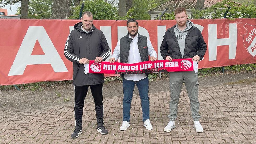 SpVg-Geschäftsführer Stefan Wilts und der neue Trainer Daniel Franziskus. Foto: privat