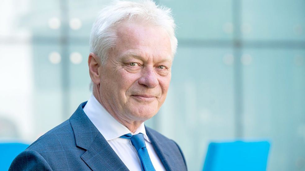Der designierte Agrarminister Alois Rainer ist gegen eine Erhöhung der Mehrwertsteuer auf Fleisch. (Archivbild) Foto: Peter Kneffel/dpa