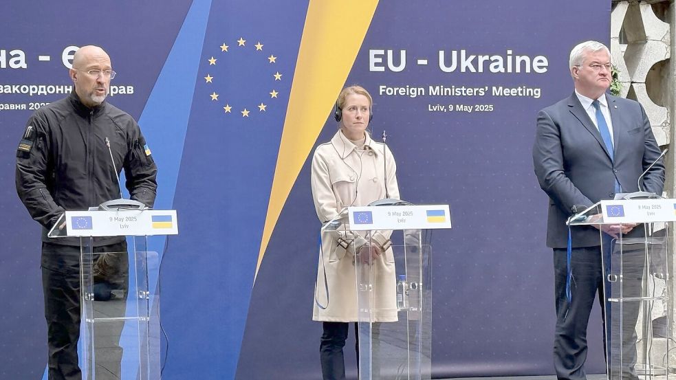 Die EU-Außenbeauftragte Kallas und die Außenminister der EU-Staaten kamen in Lwiw mit Vertretern der Ukraine zusammen. Foto: Jörg Blank/dpa