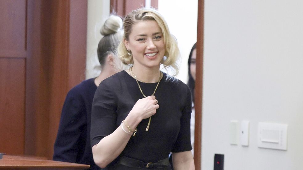Allen Grund zum Glück: Amber Heard Foto: Evelyn Hockstein/Pool Reuters/AP/dpa