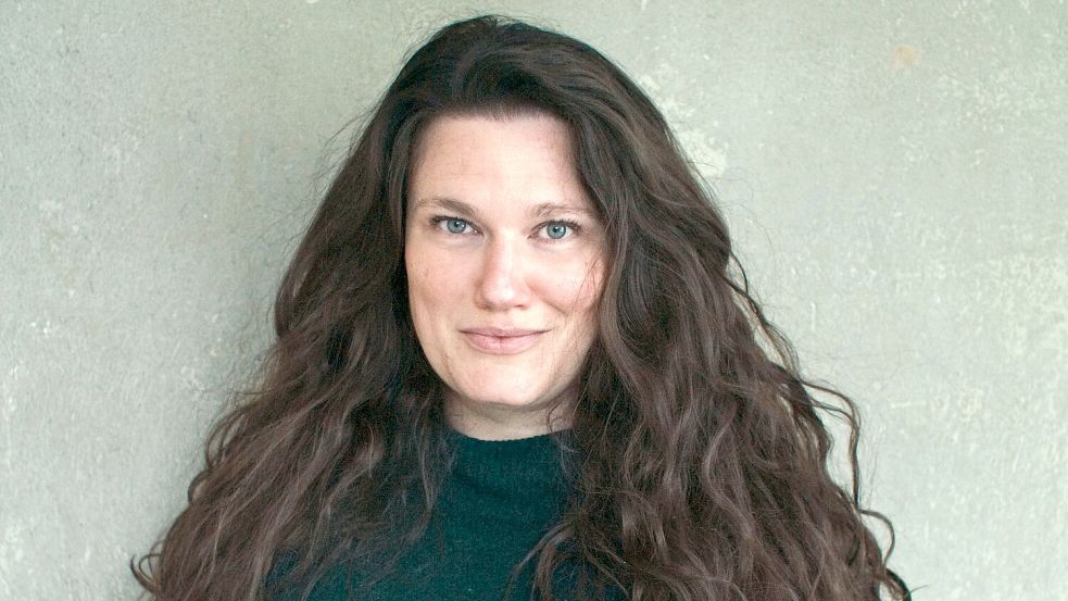 Mascha Schilinski hat es mit ihrem zweiten Spielfilm in den Wettbewerb von Cannes geschafft (undatierte Aufnahme). Foto: Fabian Gamper/Zentral Studio/dpa