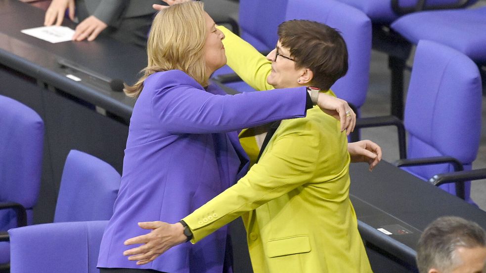 Bärbel Bas will von Saskia Esken das Amt der SPD-Vorsitzenden übernehmen. Die Staffelübergabe ist für den Parteitag Mitte Juni geplant. Foto: IMAGO/Future Image