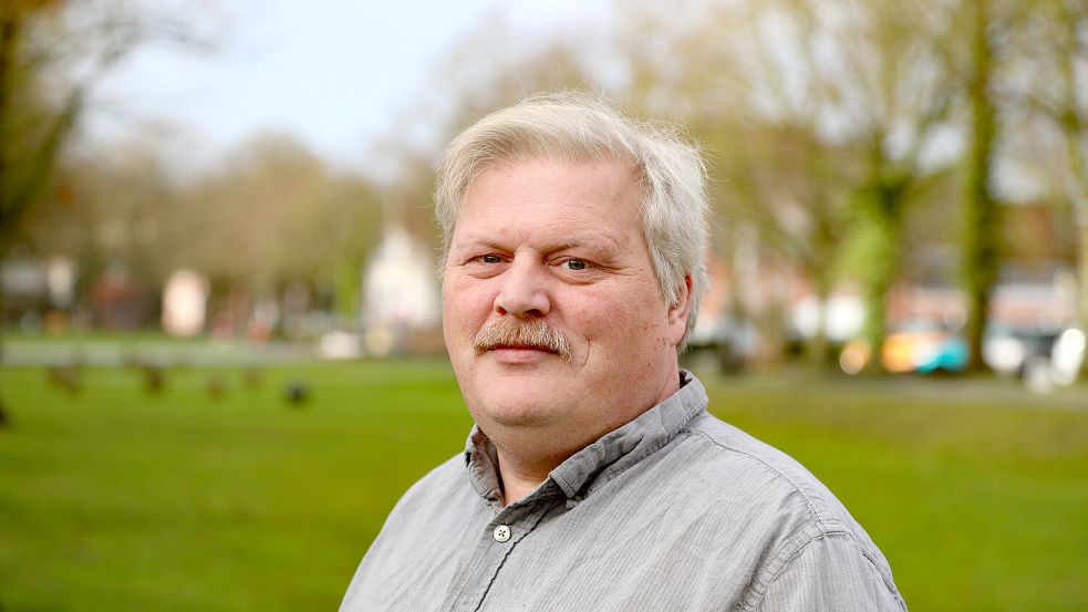 Johann Erdwiens sitzt für die Linke im Südbrookmerlander Gemeinderat. Foto: Romuald Banik