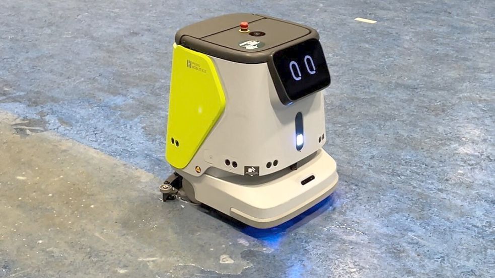 Der Reinigungsroboter „Pudu CC1“ bei der Arbeit. Foto: Team Hand aufs Harz