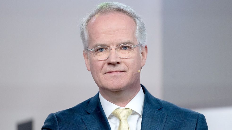 Der EY-Chef Ahlers fordert Reformen, um den Standort Deutschland wieder zu stärken. (Archivbild) Foto: Sven Hoppe/dpa